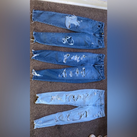 3 pairs of American Eagle jeans - Picture 1 of 2